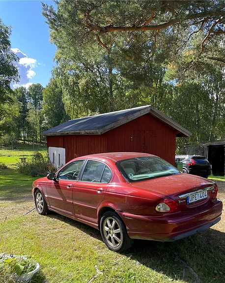Jaguar X-TYPE 3 of 8