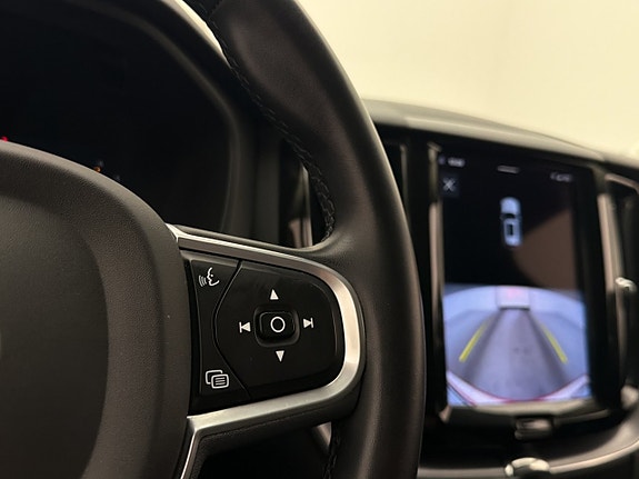 Volvo XC60 27 of 29