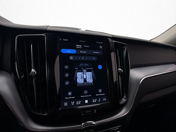 Volvo XC60 21 of 29