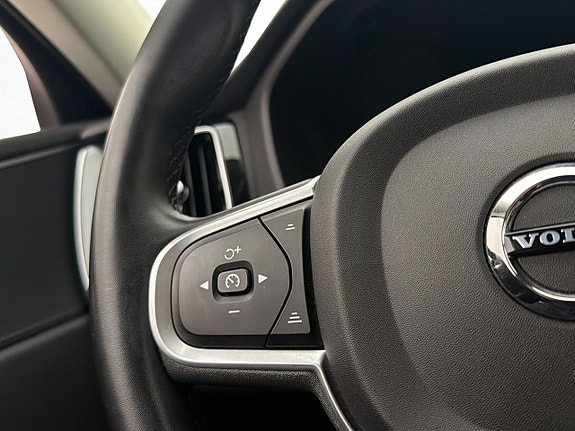 Volvo XC60 26 of 29