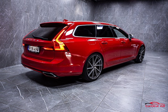 Volvo V90 7 of 30