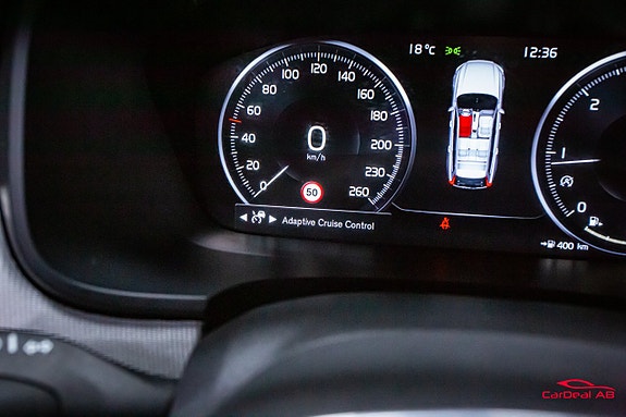 Volvo V90 24 of 30
