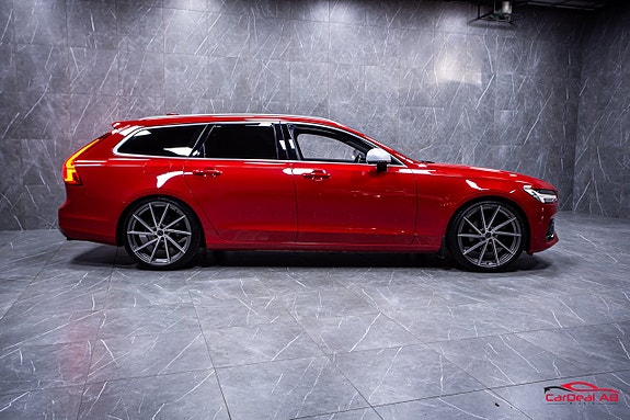 Volvo V90 8 of 30