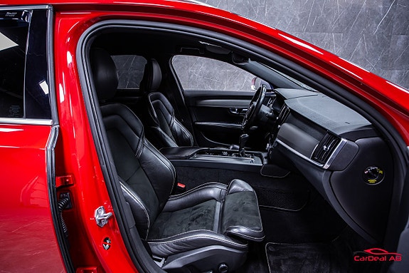 Volvo V90 16 of 30