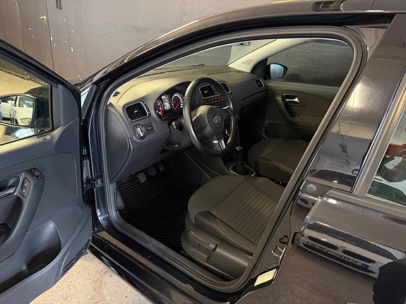 Volkswagen Polo 10 of 20