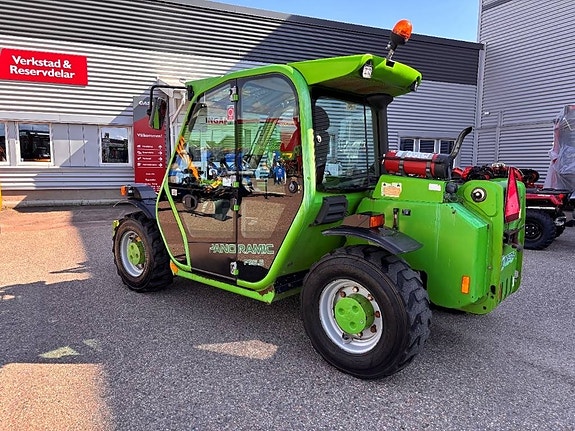 Merlo P 25.6 2 of 12
