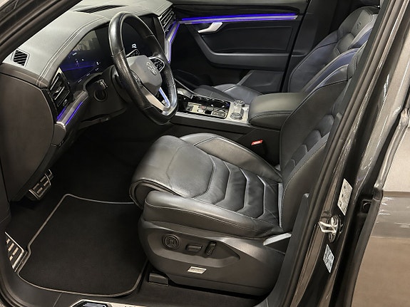 Volkswagen Touareg 7 of 14