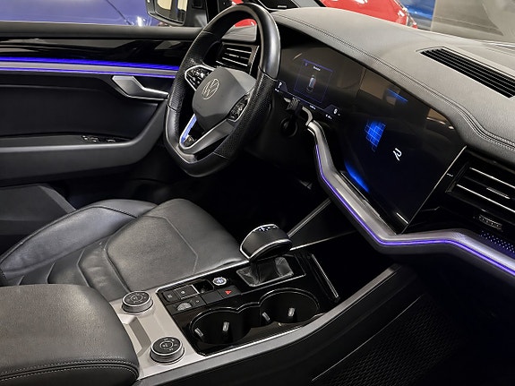 Volkswagen Touareg 11 of 14