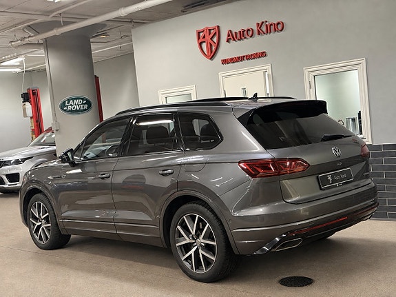 Volkswagen Touareg 3 of 14