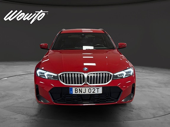 BMW 330e 2 of 19