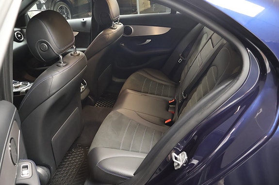 Mercedes-Benz C300 de 10 of 26