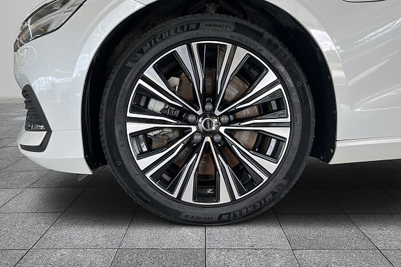 Volvo V60 8 of 15