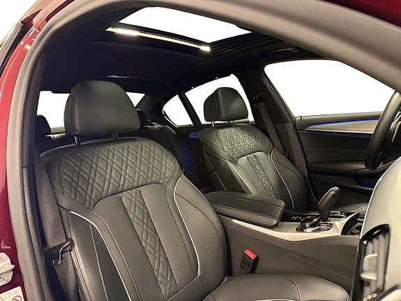 BMW M550i 13 of 22