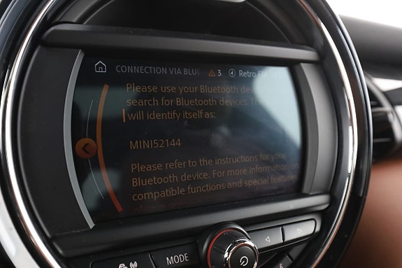 MINI Cooper S 21 of 30