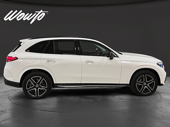 Mercedes-Benz GLC300 de 3 of 19