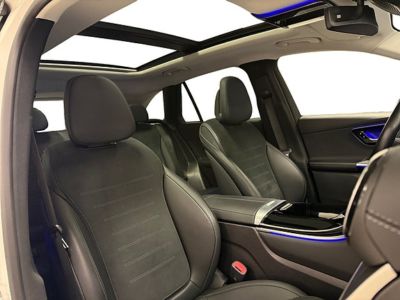 Mercedes-Benz GLC300 de 12 of 19