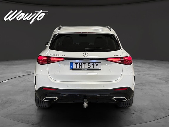 Mercedes-Benz GLC300 de 5 of 19