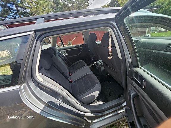 Volkswagen Golf V 7 of 9