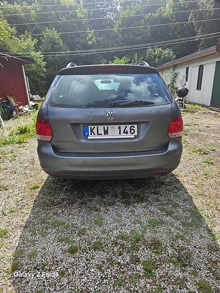 Volkswagen Golf V 8 of 9
