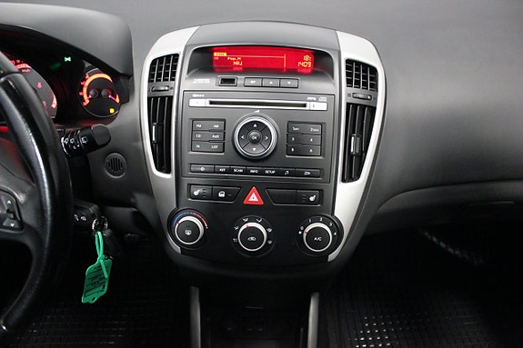 Kia Ceed 16 of 19