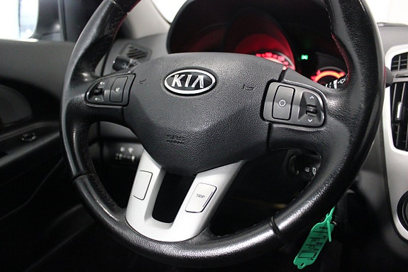 Kia Ceed 15 of 19