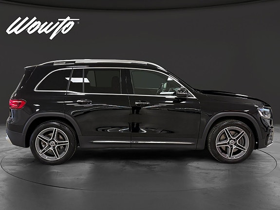 Mercedes-Benz GLB220 d 3 of 17