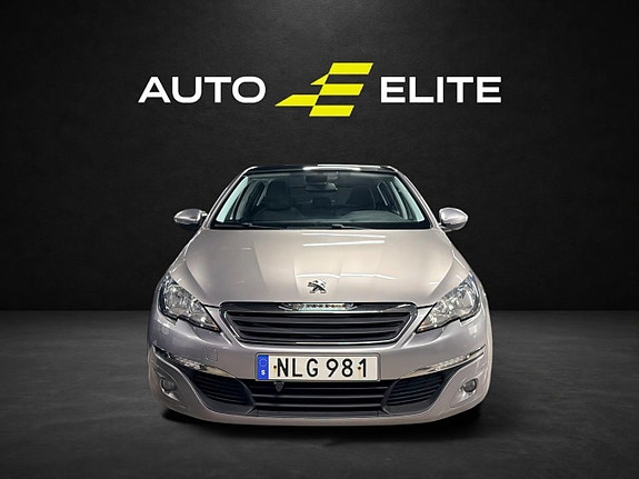 Peugeot 308 8 of 21