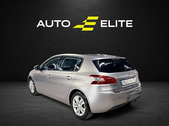 Peugeot 308 3 of 21
