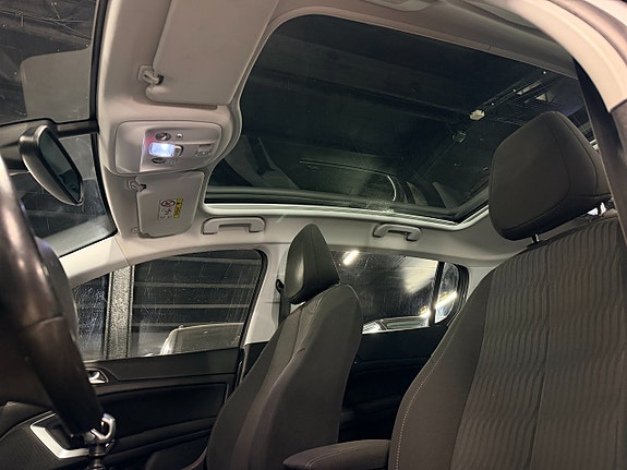 Peugeot 308 10 of 21