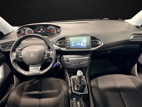 Peugeot 308 13 of 21