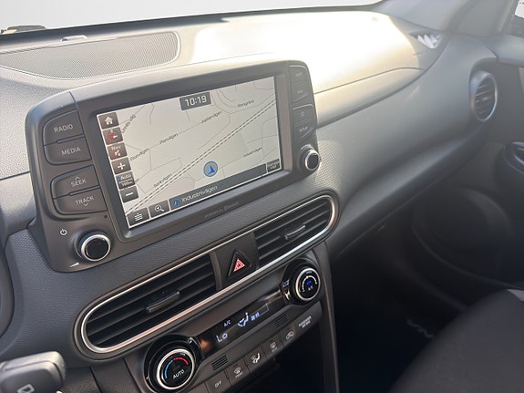 Hyundai Kona 13 of 20