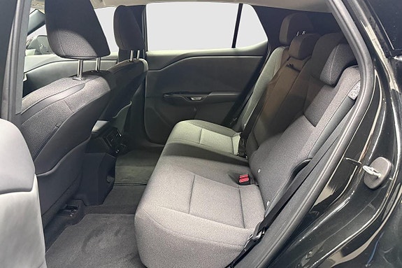Lexus RZ300e 15 of 18