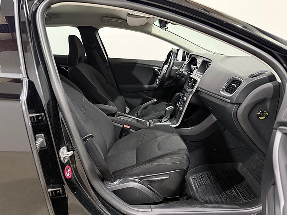 Volvo V40 21 of 22