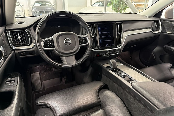 Volvo V60 Cross Country 9 of 25