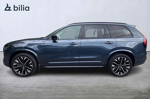 Volvo XC90 6 of 30