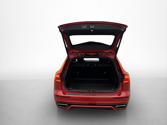 Volvo V60 10 of 30