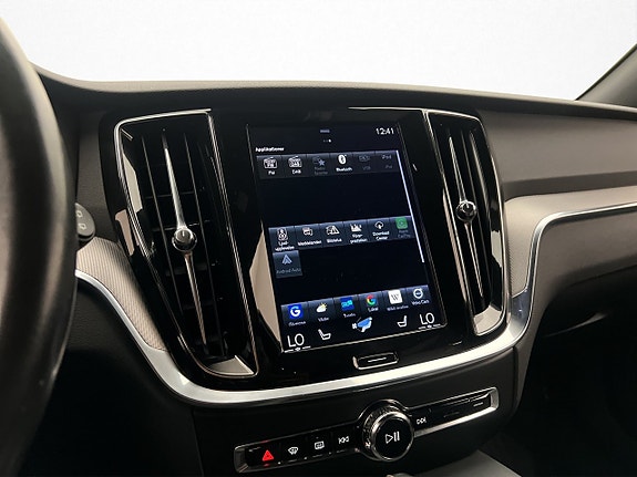 Volvo V60 27 of 30