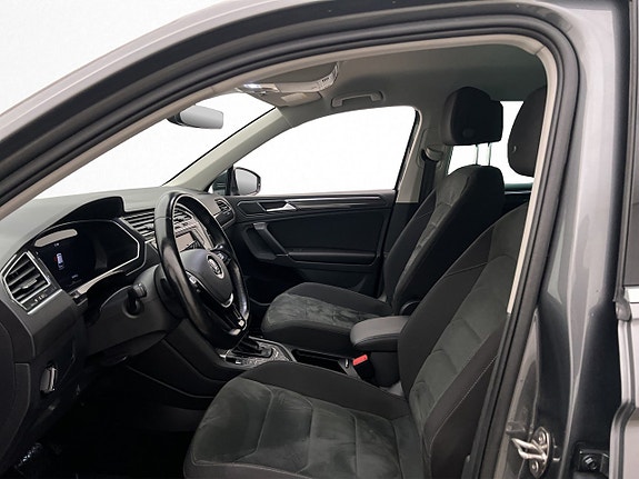 Volkswagen Tiguan 12 of 28