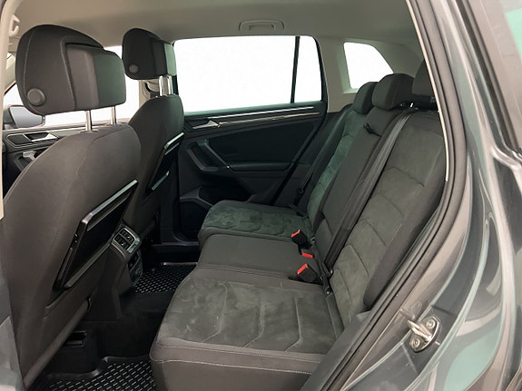 Volkswagen Tiguan 24 of 28