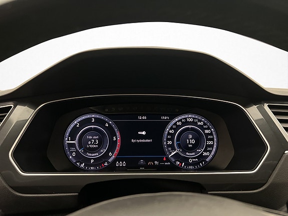 Volkswagen Tiguan 16 of 28