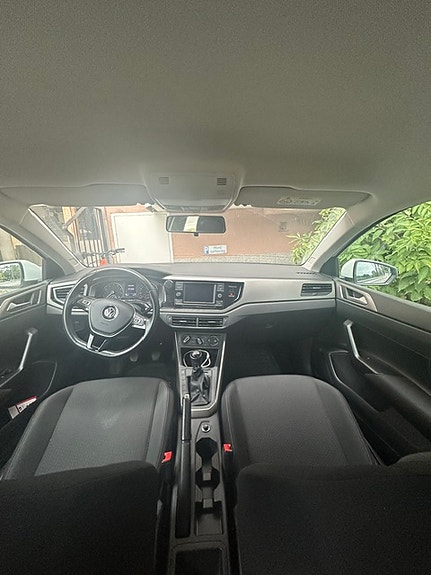 Volkswagen Polo 5 of 6