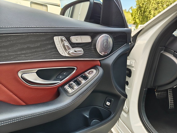 Mercedes-Benz C450 20 of 30