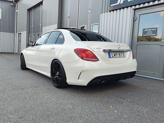 Mercedes-Benz C450 9 of 30