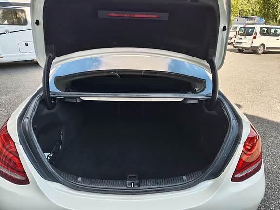 Mercedes-Benz C450 24 of 30
