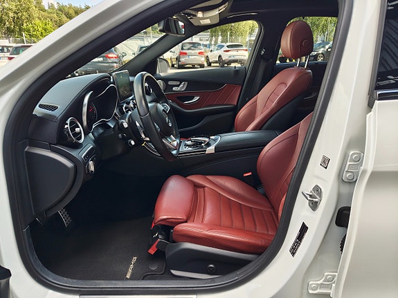 Mercedes-Benz C450 17 of 30
