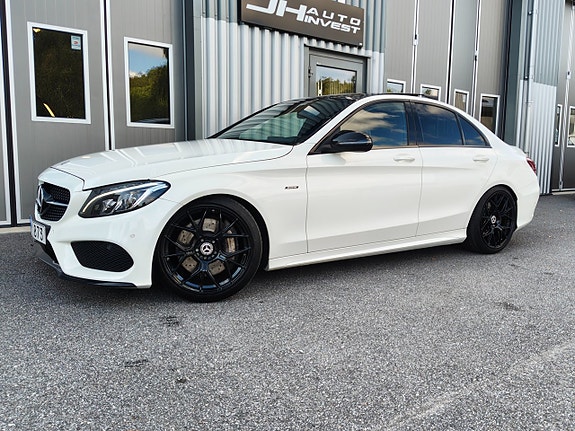 Mercedes-Benz C450 12 of 30