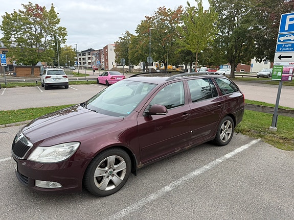 Skoda Octavia 3 of 4