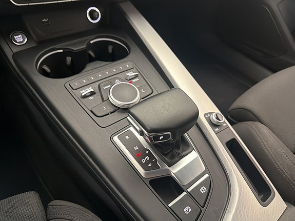 Audi A5 15 of 30