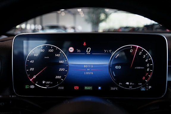 Mercedes-Benz C300 11 of 29