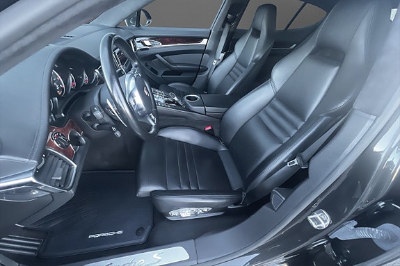 Porsche Panamera Turbo S 6 of 15
